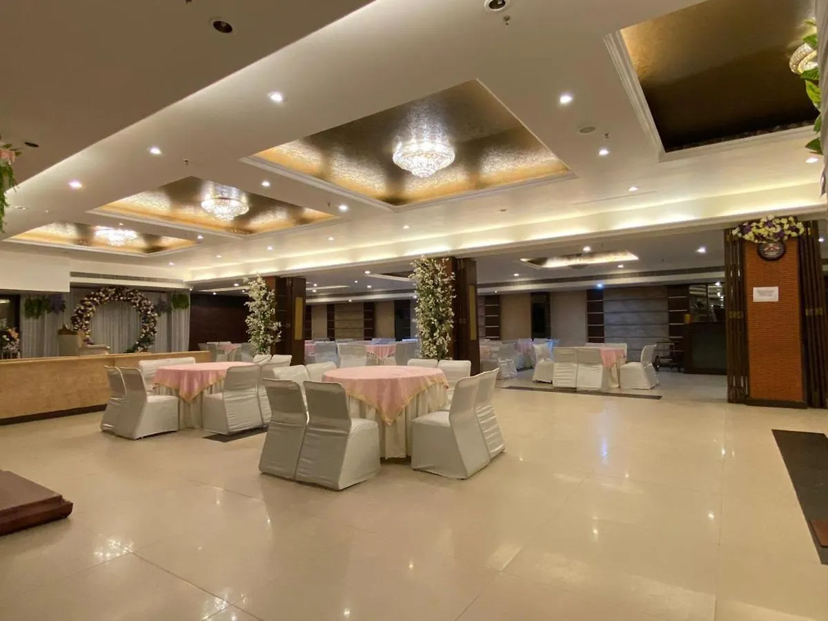 Hotel The Pearl Chandigarh