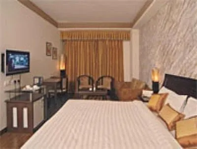 Hotel The Pearl Chandigarh